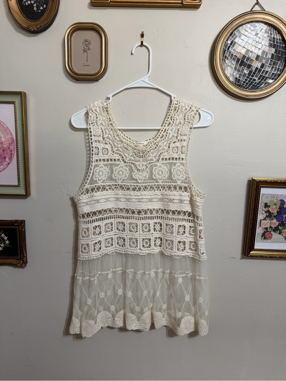 Crochet Lace Sleeveless Top - Cream
